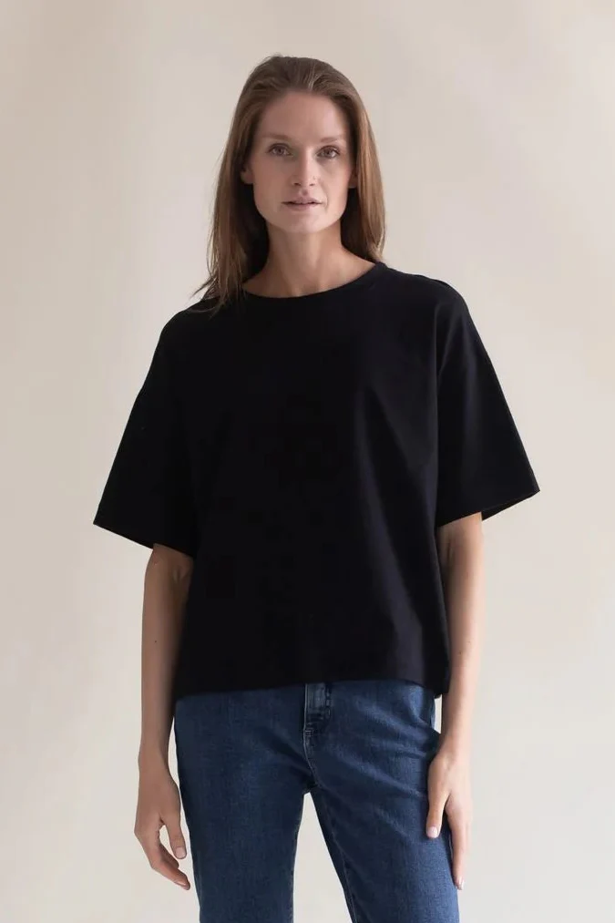 Boxy T-Shirt, Black