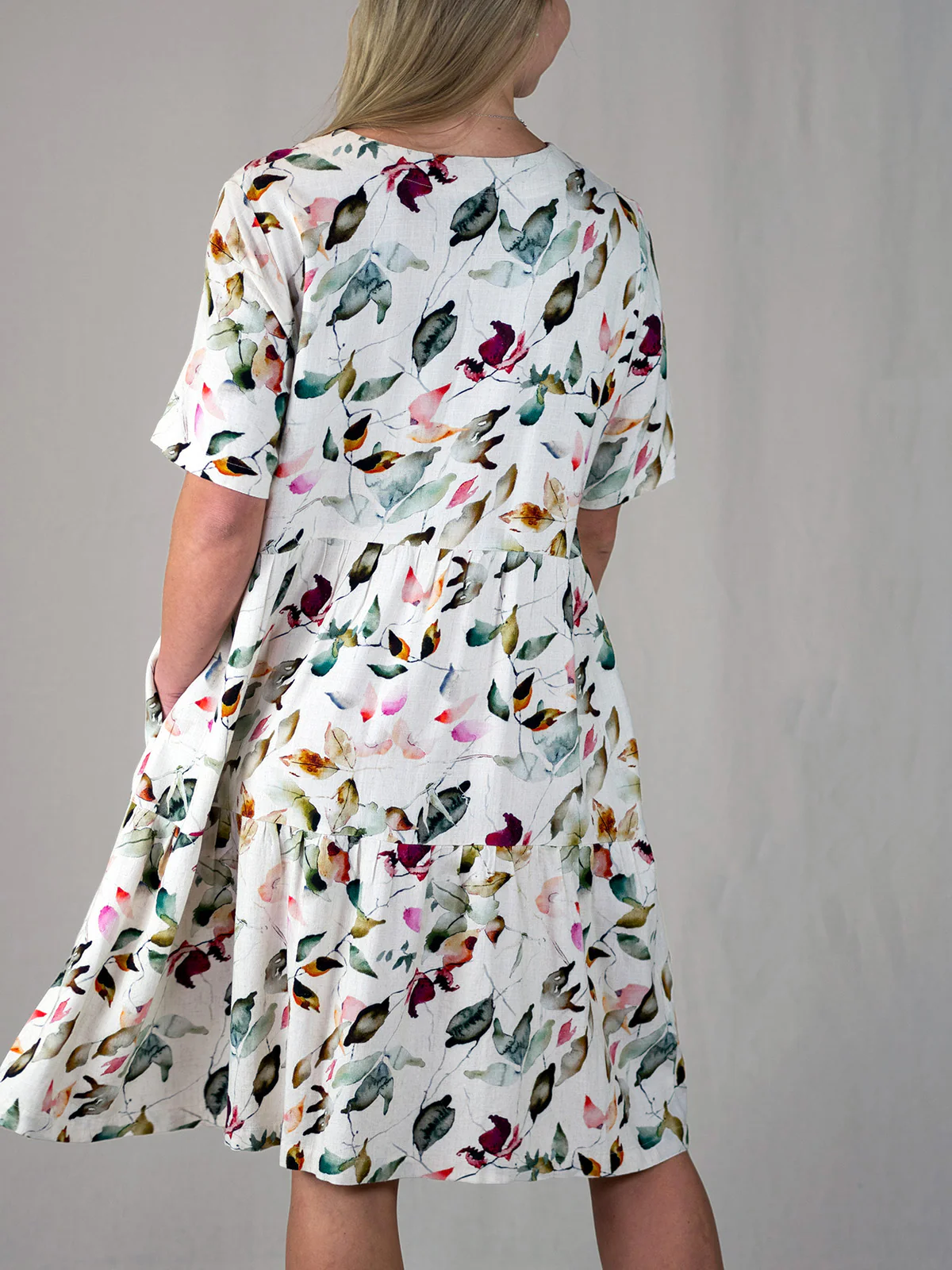 Isla Mekko, Lehtien Tanssi - Image 2